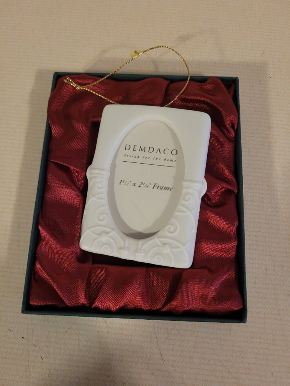 NIB Demdaco Keepsake Ornament Picture Frame Photo Frame Friendship